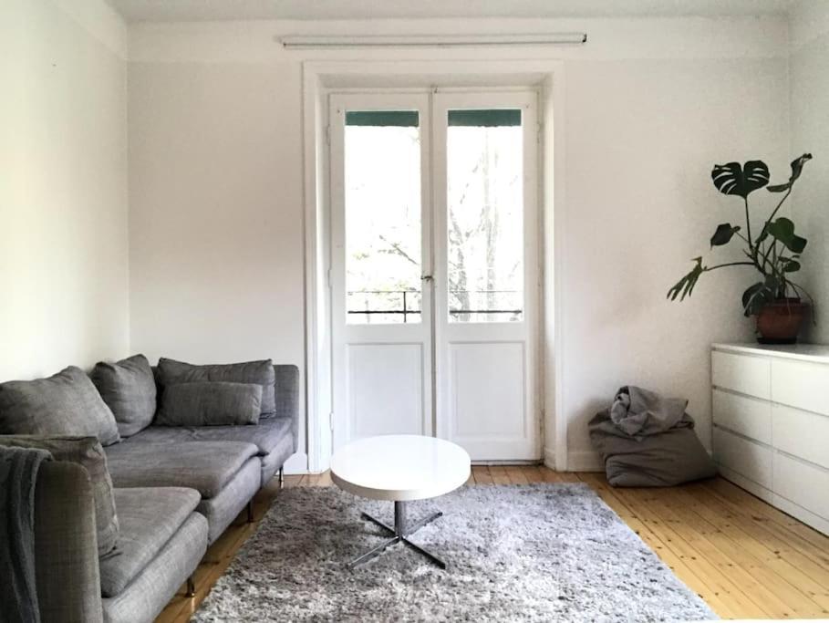 Entire Apartment Stockholm Exterior foto